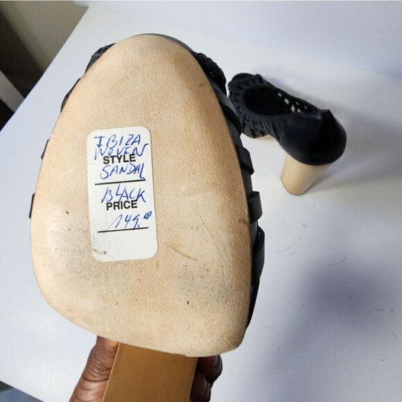 Bebe   - Picture 11 of 12